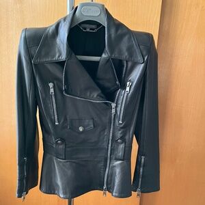 Alexander McQueen Size 38 Black Leather Motorcycle Jacket
